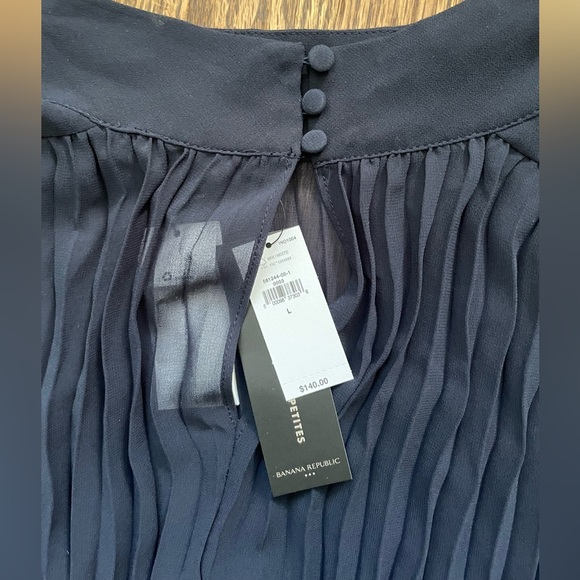 Banana Republic navy pleated midi dress - Picture 3 of 4